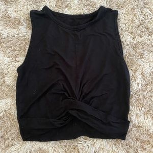 ALO Cross Front Crop Tank